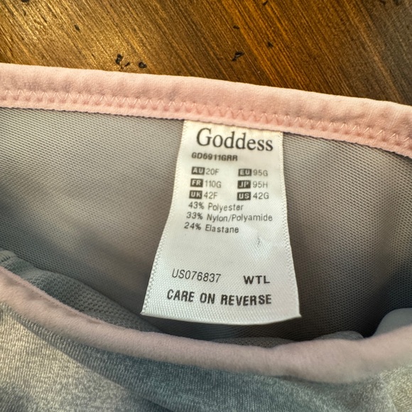 Goddess #6911 No Wire Sports Bra - Picture 3 of 8